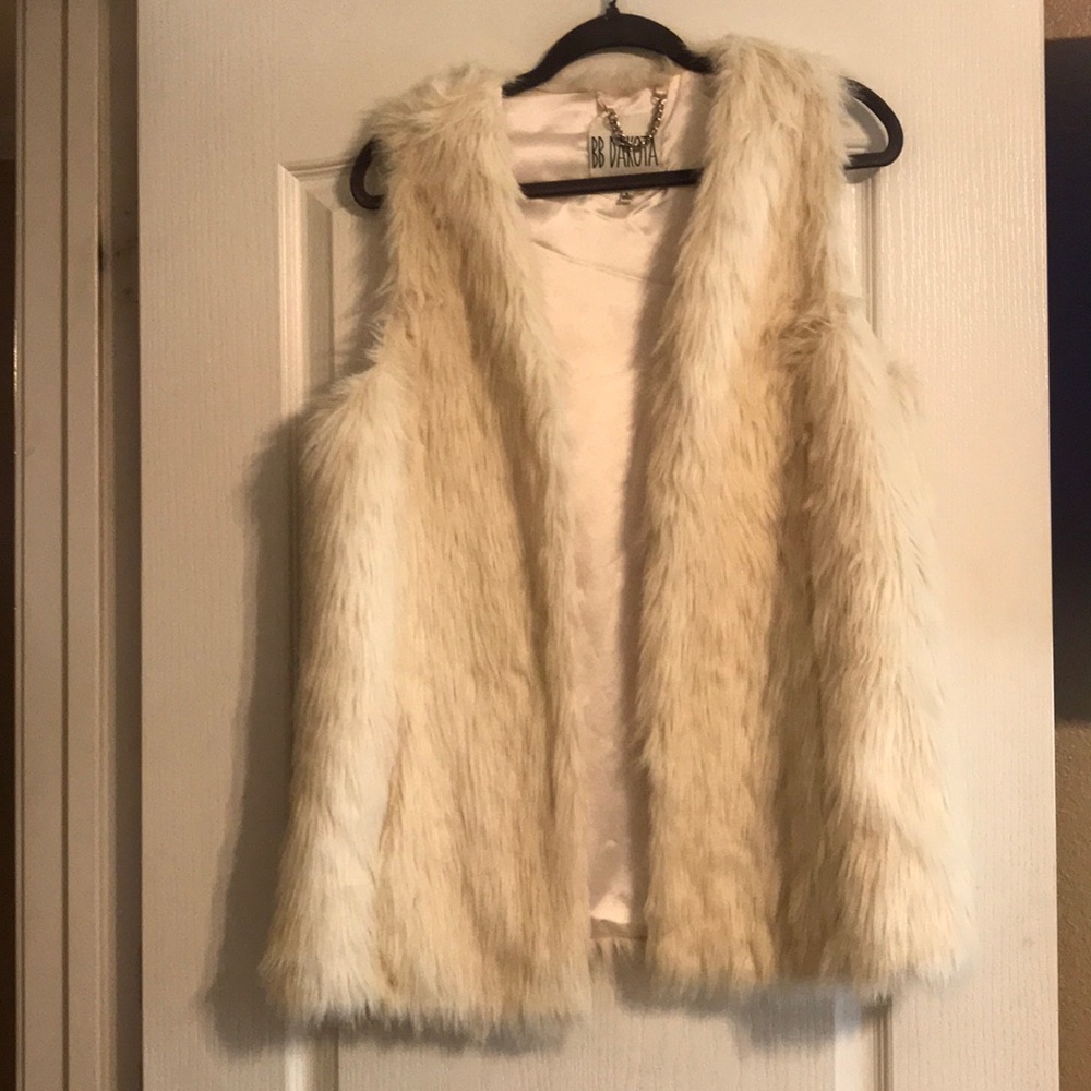 BB Dakota fur vest